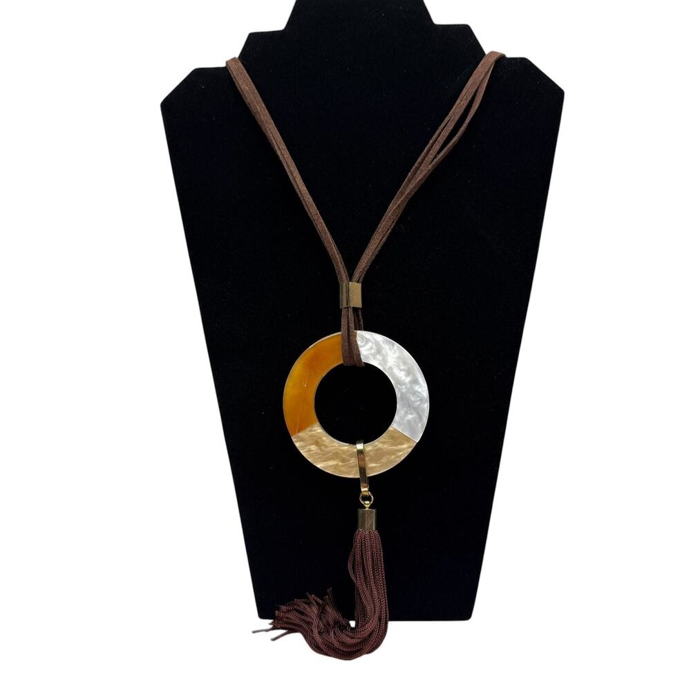 Fashion Brown Cord Necklace Tassel Pendant Mother of Pearl Amber Gold Tone 28 in